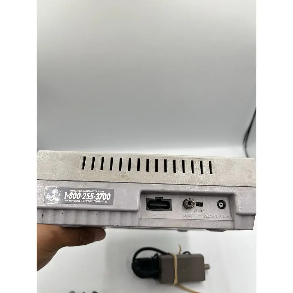 Super Nintendo Entertainment System SNES Console SNS-001 w/ Controller & Cords